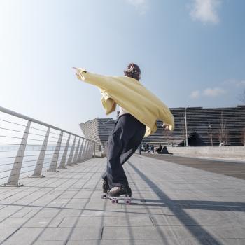 A woman roller skating along Dundee waterfront